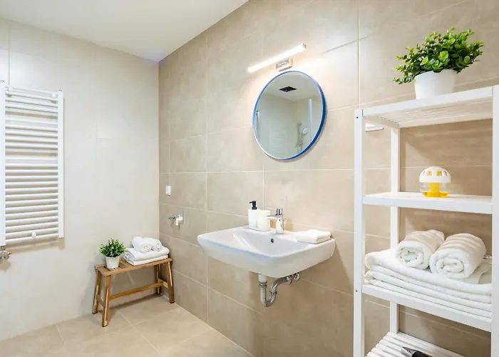 Spacious Oasis - Modern Design * בודפשט