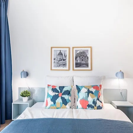 Apartment Spacious Oasis - Modern Design