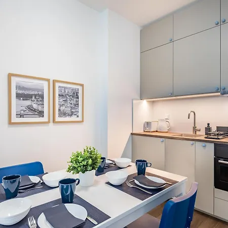 Spacious Oasis - Modern Design *