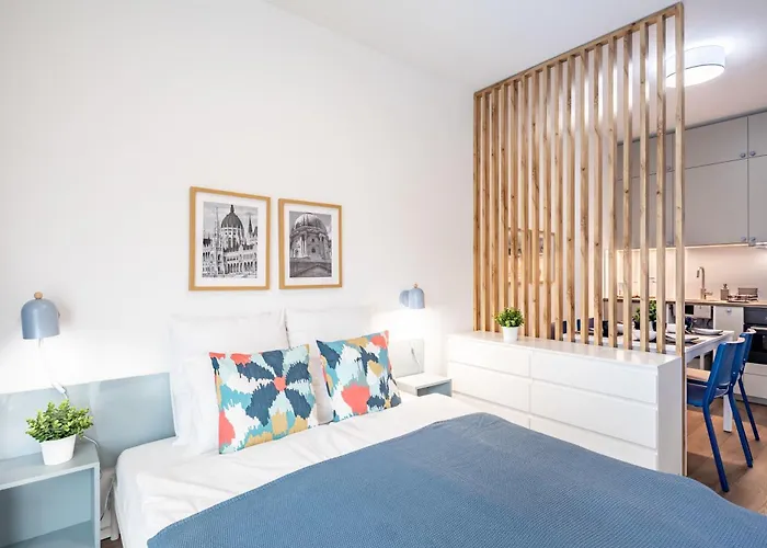 Spacious Oasis - Modern Design Budapest